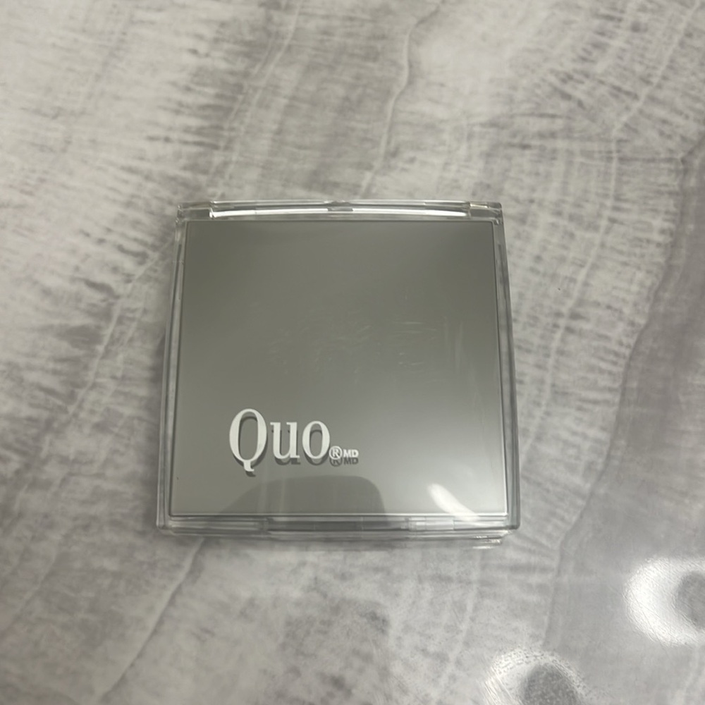 Quo Bronzing Powder - Picture 2 of 2